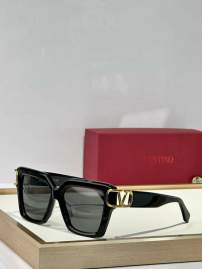 Picture of Valentino Sunglasses _SKUfw70044754fw